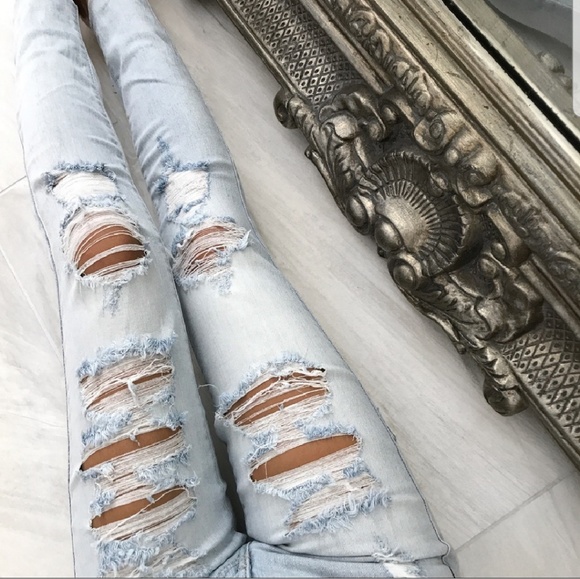 ekattire Denim - Tucker Light Wash Destroyed Denim